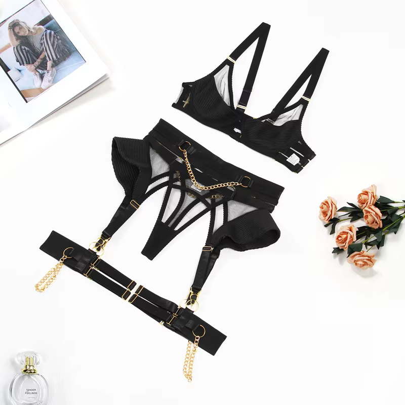 Lovermore-Soutien-gorge transparent avec décoration cœur, jarretière à volants, sous-vêtements délic
