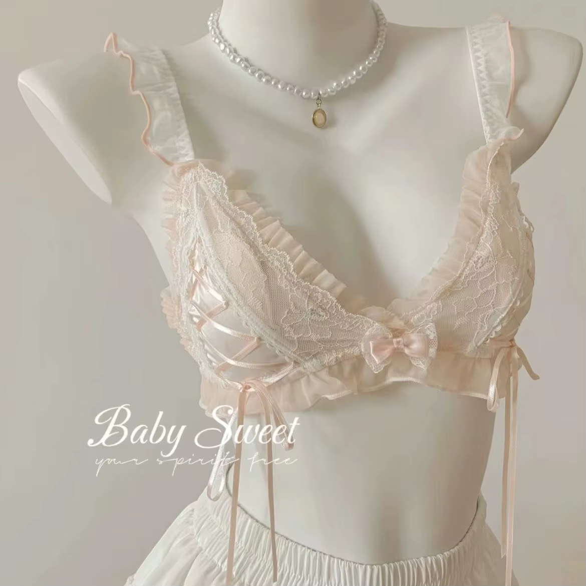 Lolita filles mince mignon dentelle petit soutien-gorge femmes triangle tasse soutien-gorge sexy