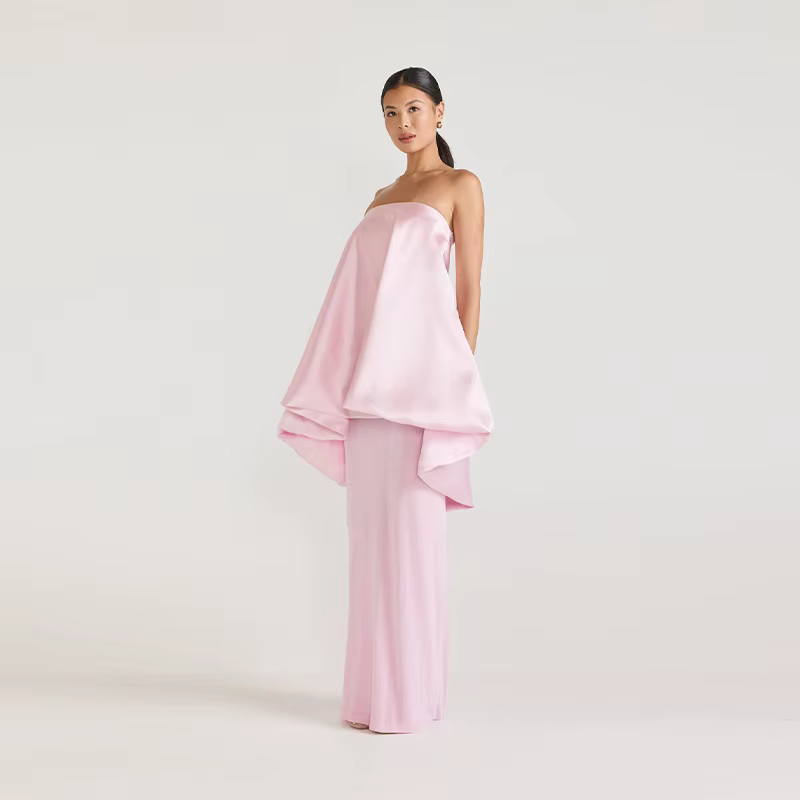Robe mini bustier rose en satin pour femme, coupe trapèze asymétrique, élégante, pour l'été 2026, id